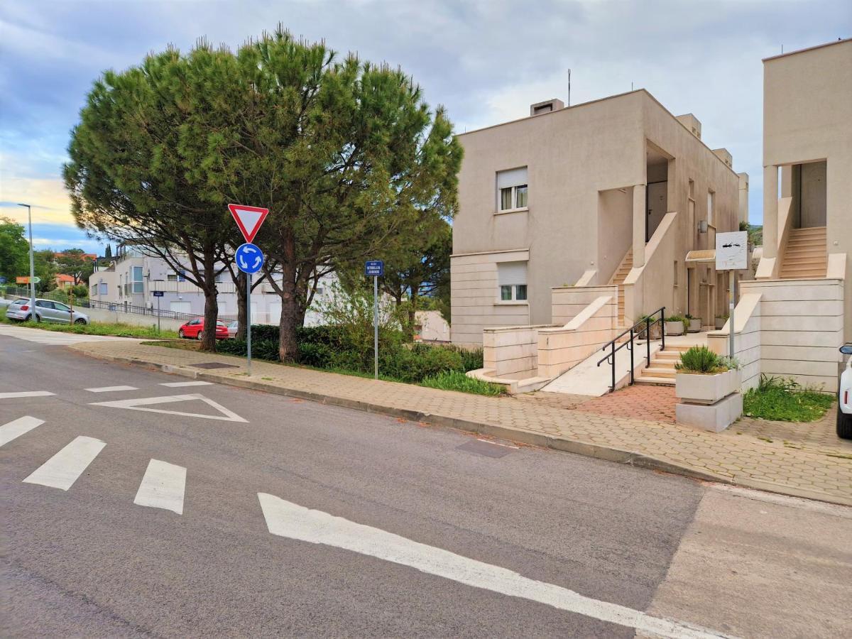 Ana - Apartment *